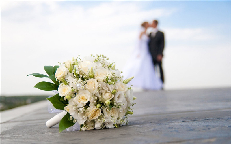 Matrimonio: il bouquet della sposa, significato e tradizione - Ticinonline